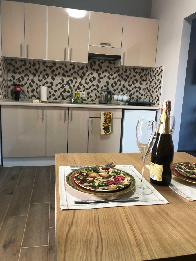 Reef Apartments オデッサ エクステリア 写真