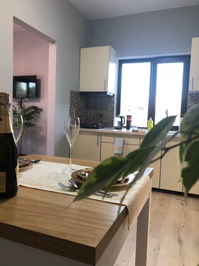 Reef Apartments オデッサ エクステリア 写真