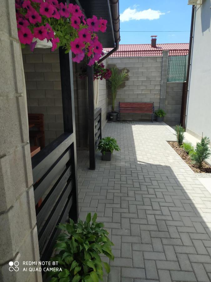 Reef Apartments オデッサ エクステリア 写真