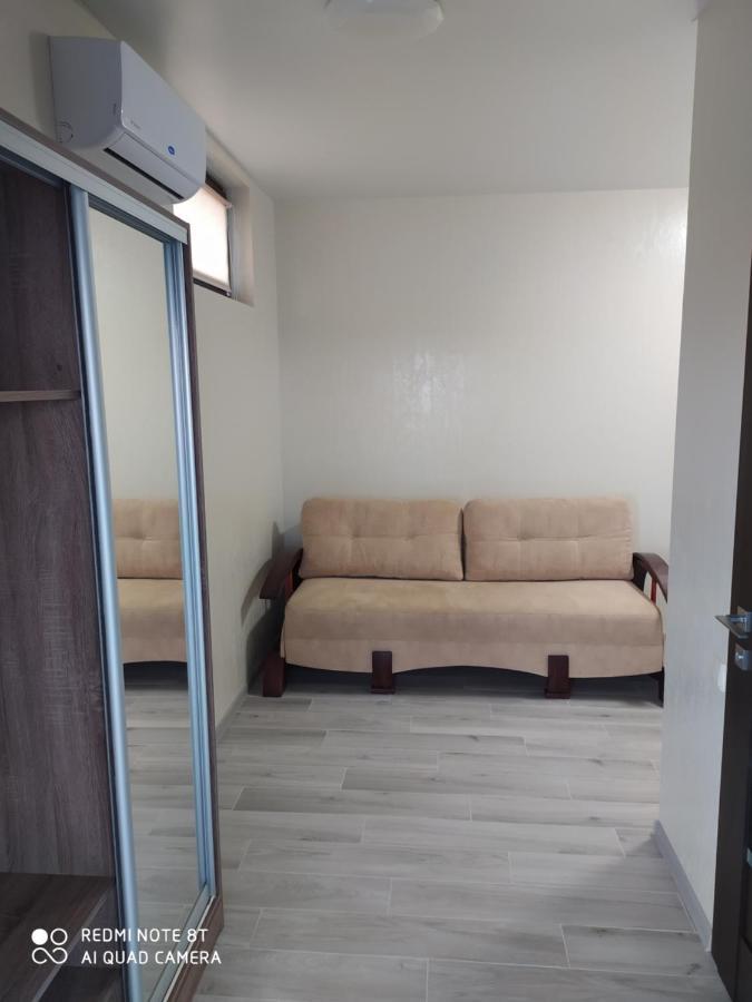 Reef Apartments オデッサ エクステリア 写真